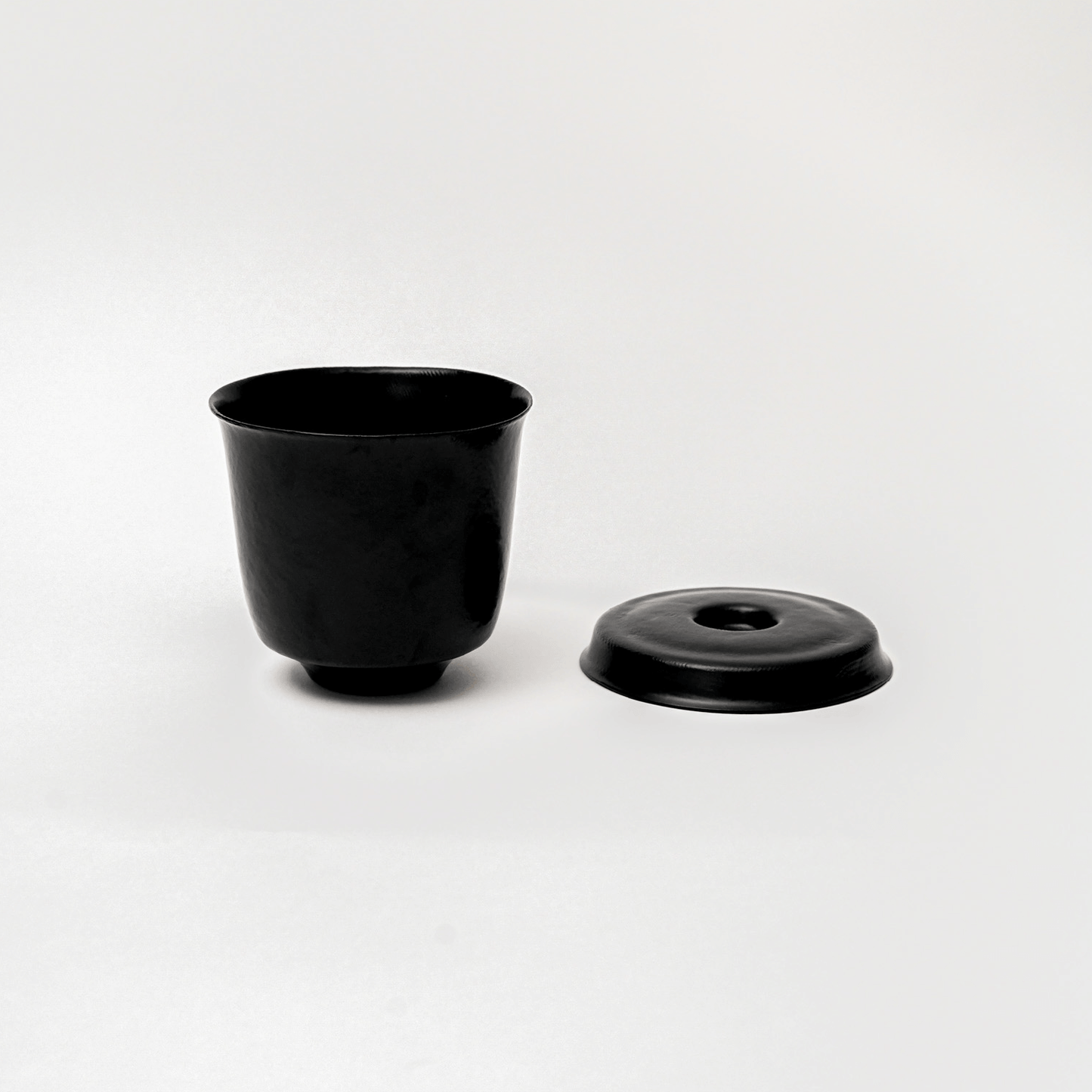 nuri O., Teapot